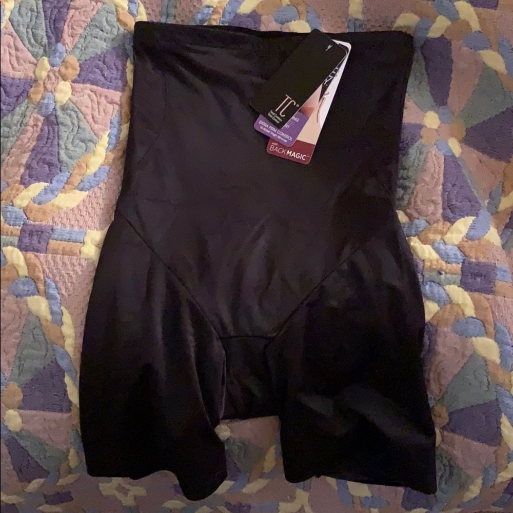 TC shape wear. Size Small